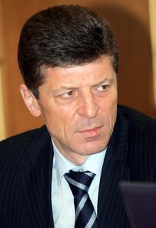 ������� ����� ������, ��� ����� ������������� ��� ����� 200 ������������ � ���� ����� ��������